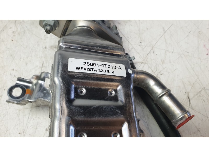 Recambio de enfriador egr para toyota c-hr hybrid active referencia OEM IAM 256010T010A  