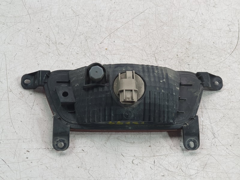 Recambio de piloto trasero central para ssangyong xlv suv e-xgi 160 referencia OEM IAM 8386035000  