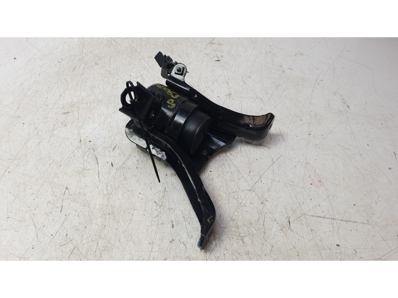 Recambio de soporte motor para toyota c-hr hybrid active referencia OEM IAM 123050T332  
