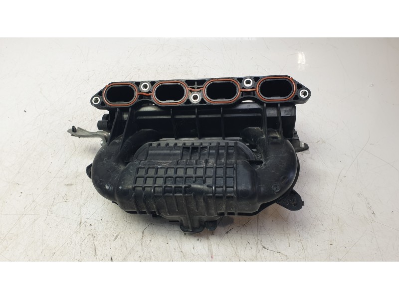 Recambio de colector admision para toyota c-hr hybrid active referencia OEM IAM 171200T180  