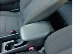Recambio de apoyabrazos central para hyundai kona 1.0 t-gdi referencia OEM IAM 84660BE000NNB   2