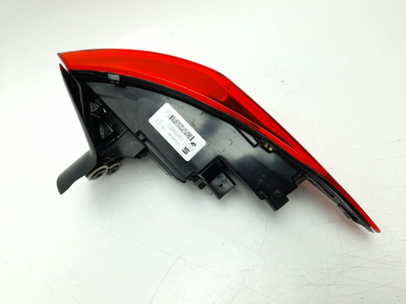 Recambio de piloto trasero izquierdo para seat leon (kl1, klg) 2.0 tdi referencia OEM IAM 5FA945095  103F21391771/ST4304054/1685