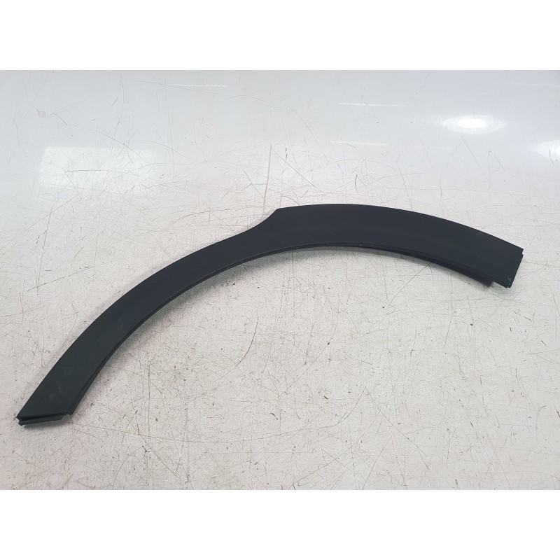 Recambio de aletin trasero izquierdo para kia stonic (yb) 1.0 t-gdi eco-dynamics+ referencia OEM IAM 87741H8400  