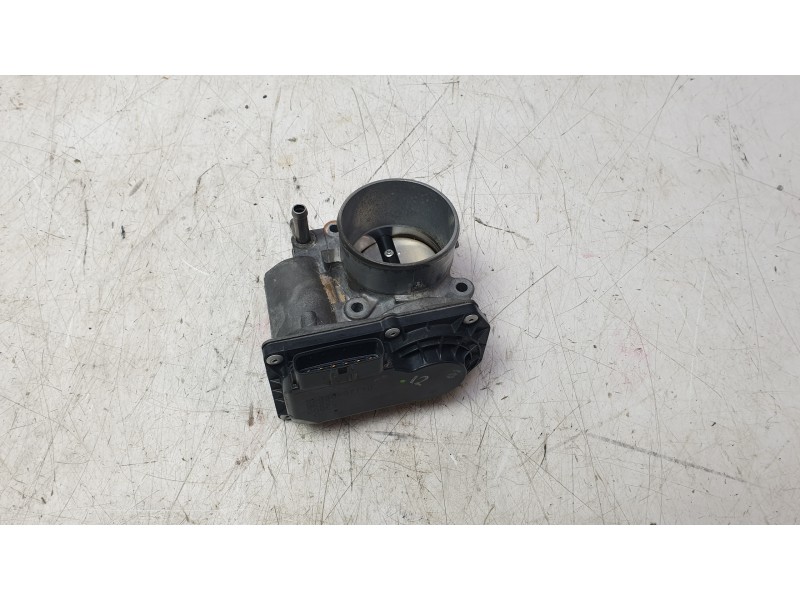Recambio de caja mariposa para toyota c-hr hybrid active referencia OEM IAM 220300T110  FCM810068HQ