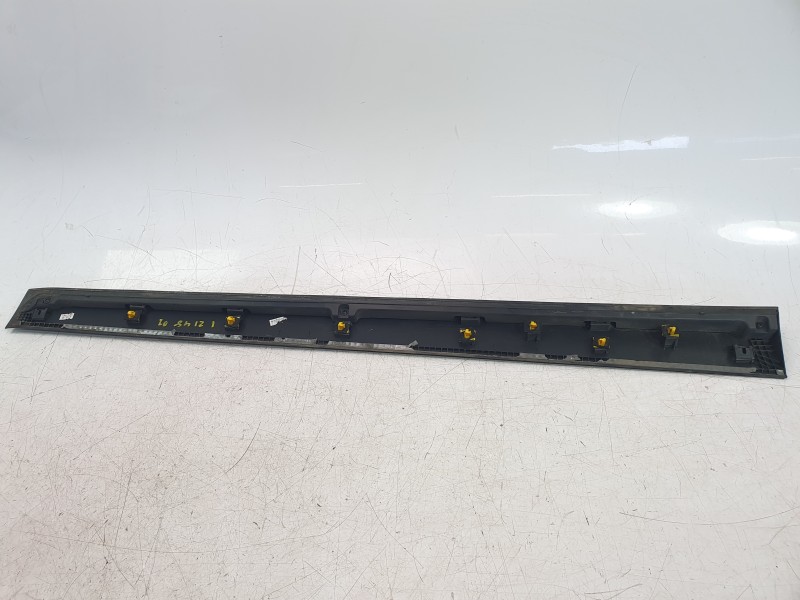 Recambio de moldura para kia stonic (yb) 1.0 t-gdi eco-dynamics+ referencia OEM IAM 87723H8400  