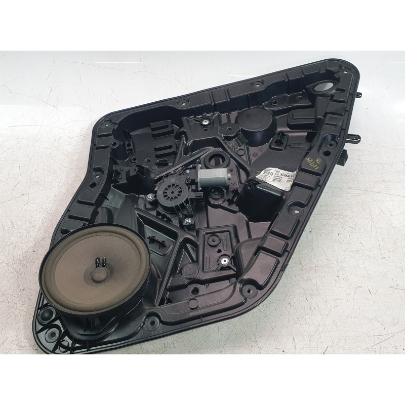 Recambio de elevalunas trasero derecho para mercedes-benz clase a berlina (bm 177) a 200 d (117.112) referencia OEM IAM 17773004