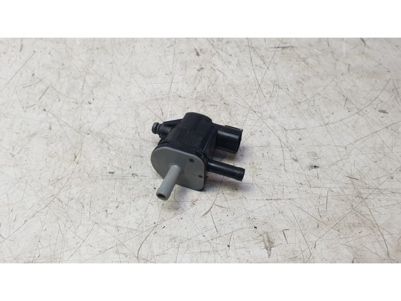 Recambio de valvula aire adicional para toyota c-hr hybrid active referencia OEM IAM 9091012276  EFPTY003