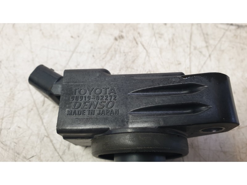 Recambio de bobina encendido para toyota c-hr hybrid active referencia OEM IAM 9091902272  