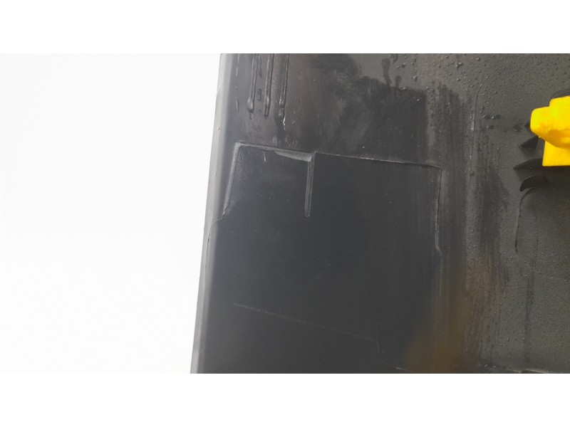 Recambio de estribos laterales para kia stonic (yb) 1.0 t-gdi eco-dynamics+ referencia OEM IAM 87751H8400  