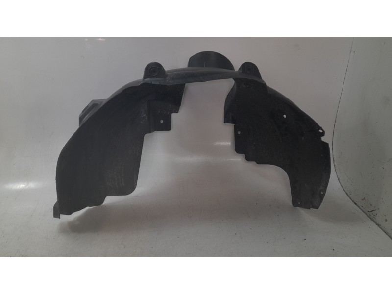 Recambio de paso rueda trasero izquierdo para dacia duster iii eco-g 100 essential referencia OEM IAM 767496121R  
