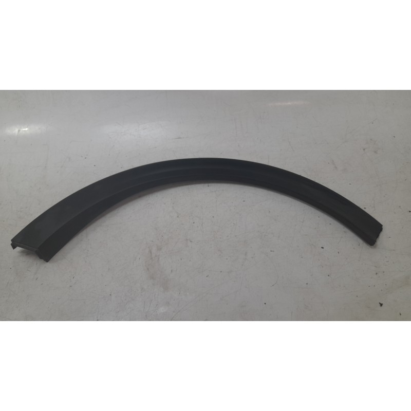 Recambio de aletin trasero izquierdo para kia sportage drive 4x2 referencia OEM IAM 87741F1000  