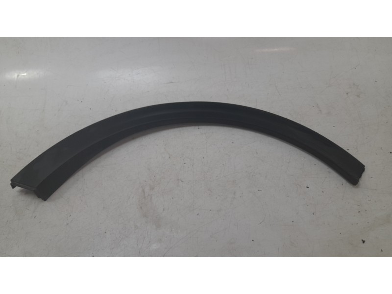 Recambio de aletin trasero izquierdo para kia sportage drive 4x2 referencia OEM IAM 87741F1000  