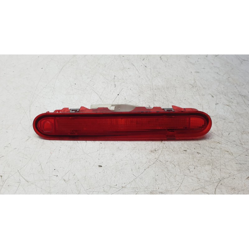 Recambio de luz central de freno para renault kangoo express (fw0/1_) z.e. (fw0z, fw1z) referencia OEM IAM 89071182  