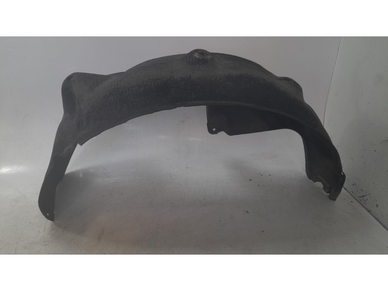 Recambio de paso rueda trasero derecho para kia sportage drive 4x2 referencia OEM IAM 86822F1500  