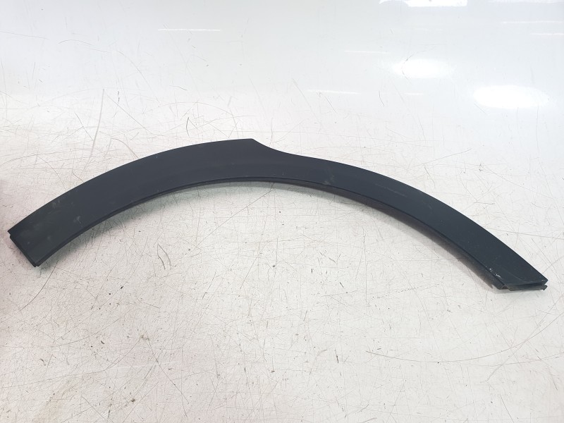 Recambio de aletin trasero derecho para kia stonic (yb) 1.0 t-gdi eco-dynamics+ referencia OEM IAM 87742H8400  