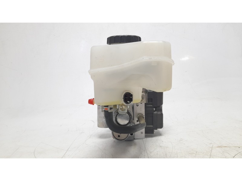 Recambio de bomba freno para toyota corolla (e21) referencia OEM IAM 4727047040  