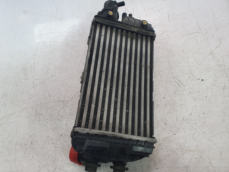 Recambio de intercooler para kia stonic (yb) 1.0 t-gdi eco-dynamics+ referencia OEM IAM 2827007300  