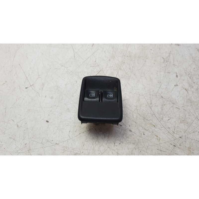 Recambio de mando elevalunas delantero izquierdo para renault kangoo express (fw0/1_) z.e. (fw0z, fw1z) referencia OEM IAM 25411
