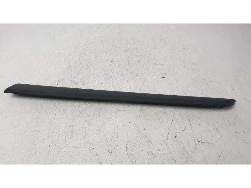 Recambio de moldura para renault kangoo express (fw0/1_) z.e. (fw0z, fw1z) referencia OEM IAM 808211241R  