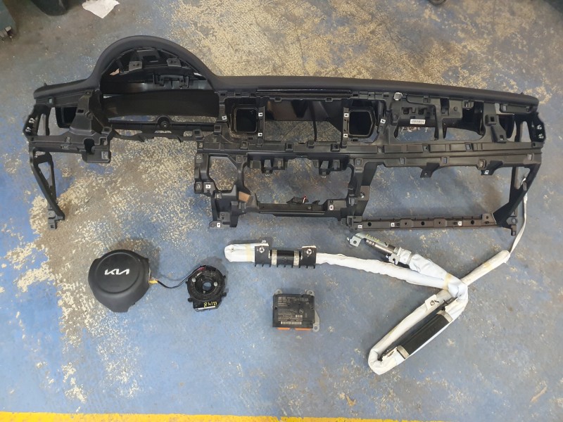 Recambio de kit airbag para kia stonic (yb) 1.0 t-gdi eco-dynamics+ referencia OEM IAM 56900H8000WK  