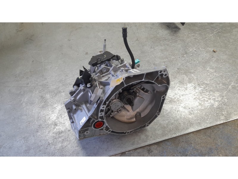 Recambio de caja cambios para renault clio v referencia OEM IAM 320108230R JT4022 