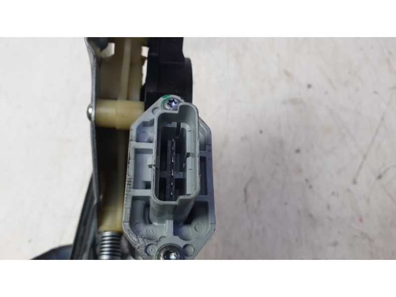 Recambio de elevalunas delantero izquierdo para renault kangoo express (fw0/1_) z.e. (fw0z, fw1z) referencia OEM IAM 11404R  311