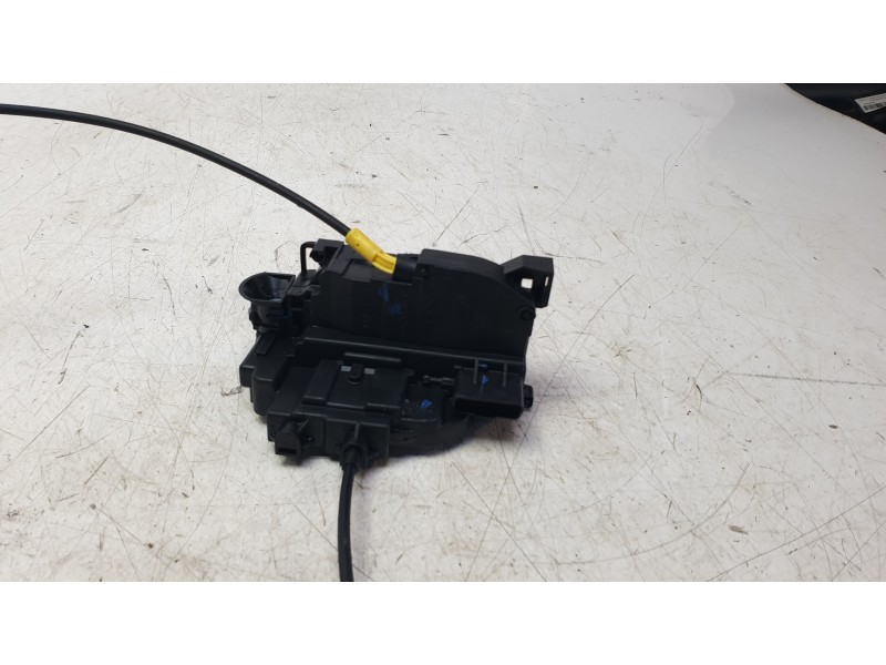 Recambio de cerradura puerta delantera izquierda para renault kangoo express (fw0/1_) z.e. (fw0z, fw1z) referencia OEM IAM 82004