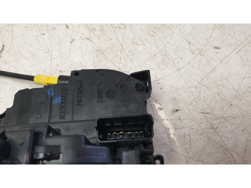 Recambio de cerradura puerta delantera izquierda para renault kangoo express (fw0/1_) z.e. (fw0z, fw1z) referencia OEM IAM 82004