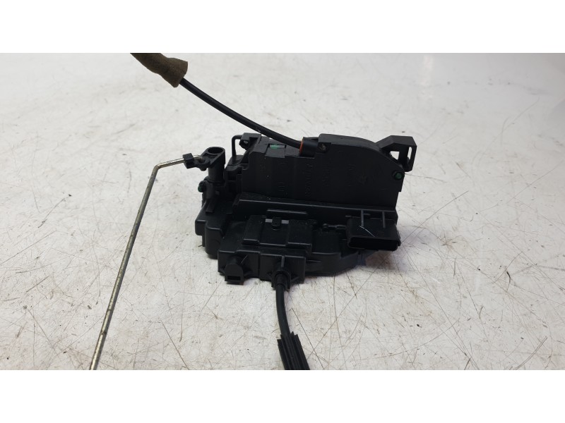 Recambio de cerradura puerta trasera izquierda para renault kangoo express (fw0/1_) z.e. (fw0z, fw1z) referencia OEM IAM 8200497