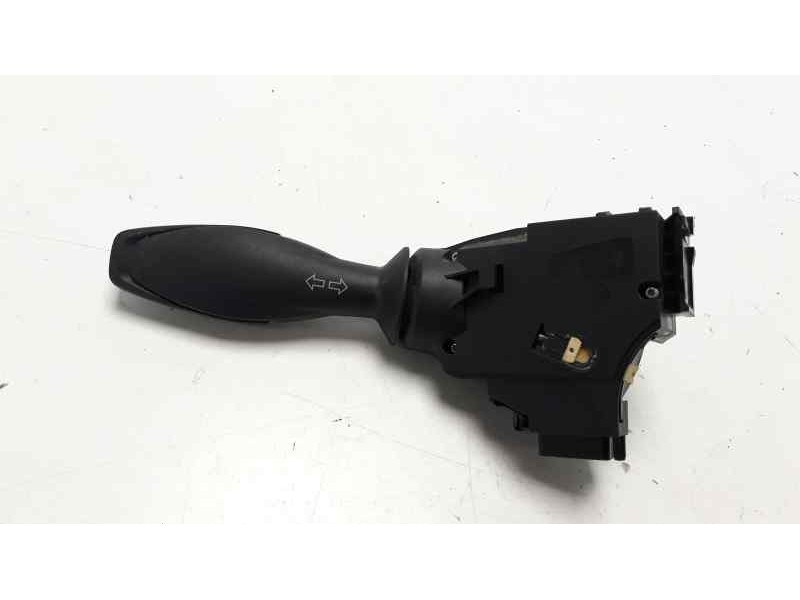 Recambio de mando intermitentes para ford fiesta (ccn) trend referencia OEM IAM 8A6T13335AD  