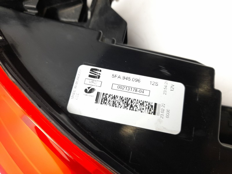 Recambio de piloto trasero derecho para seat leon (kl1, klg) 2.0 tdi referencia OEM IAM 5FA945096  103F21391770/16852142/-/ST430