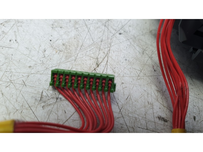 Recambio de mando volante para renault kangoo express (fw0/1_) z.e. (fw0z, fw1z) referencia OEM IAM 88102001369  