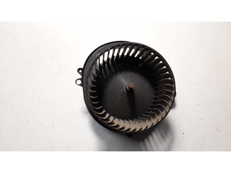 Recambio de ventilador calefaccion para bmw serie 1 lim. (f20) 1.6 turbodiesel referencia OEM IAM 64119350395  