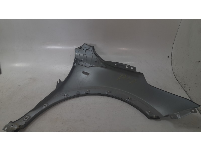 Recambio de aleta delantera izquierda para kia xceed (cd) 1.0 t-gdi referencia OEM IAM 66311J7510  