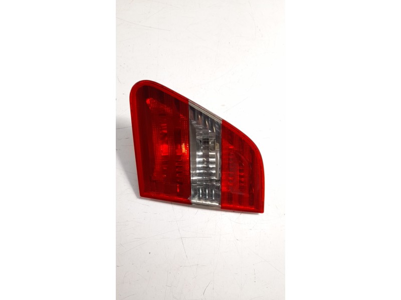 Recambio de piloto trasero derecho interior para mercedes-benz clase b (w245) 2.0 cat referencia OEM IAM 1698201664  