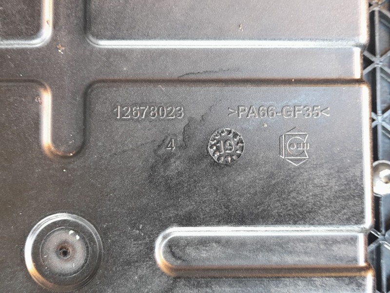 Recambio de deposito adblue para ds ds 3 / ds 3 crossback (ur_, uc_, uj_) 1.5 bluehdi 100 referencia OEM IAM   