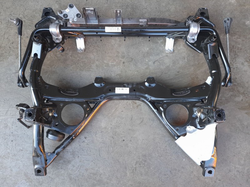 Recambio de puente delantero para bmw 3 (f30, f80) 330 e referencia OEM IAM 31106872118  