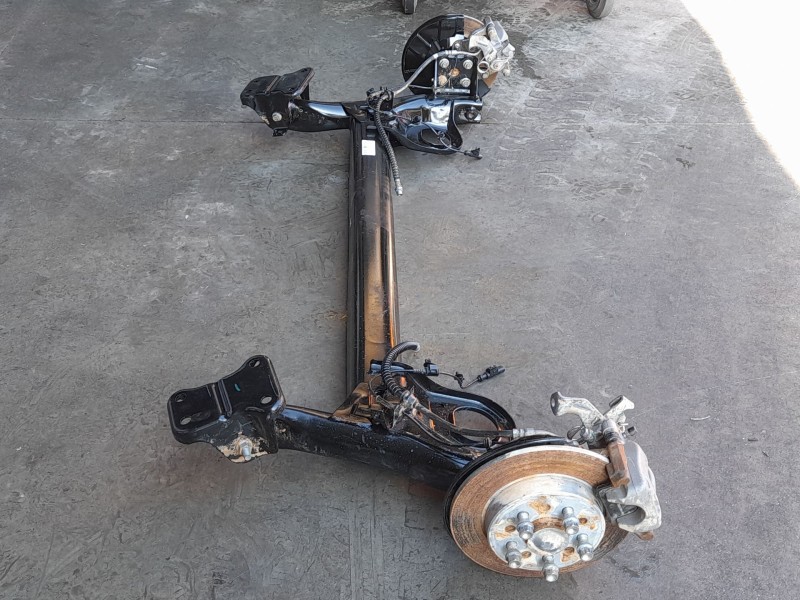 Recambio de puente trasero para mg zs suv (azs1) 1.5 vti referencia OEM IAM 11066668  