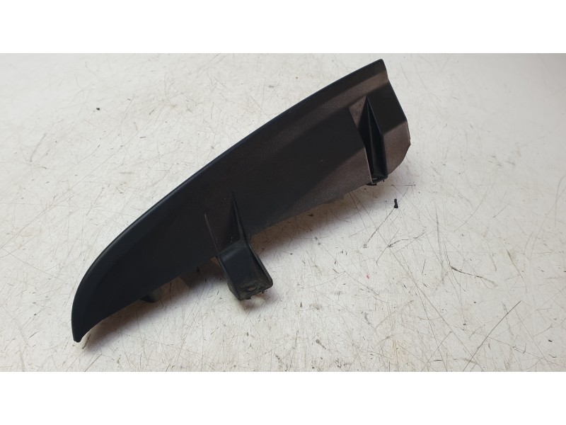 Recambio de moldura para renault kangoo express (fw0/1_) z.e. (fw0z, fw1z) referencia OEM IAM 8200499015  