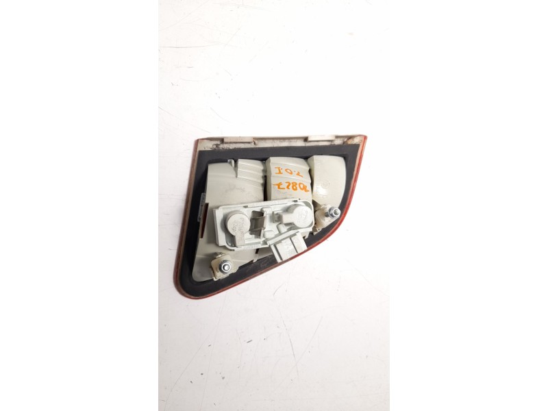 Recambio de piloto trasero derecho interior para mercedes-benz clase b (w245) 2.0 cat referencia OEM IAM 1698201664  