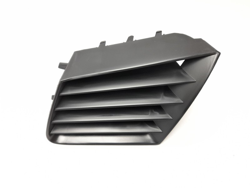 Recambio de rejilla delantera para seat ibiza (6l1) referencia OEM IAM 6L08536779B9 107211705 107211705/-/9001571/ST0332004/-/-/