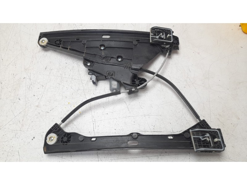 Recambio de elevalunas delantero izquierdo para opel corsa f (p2jo) 1.2 (68) referencia OEM IAM 9829043680  