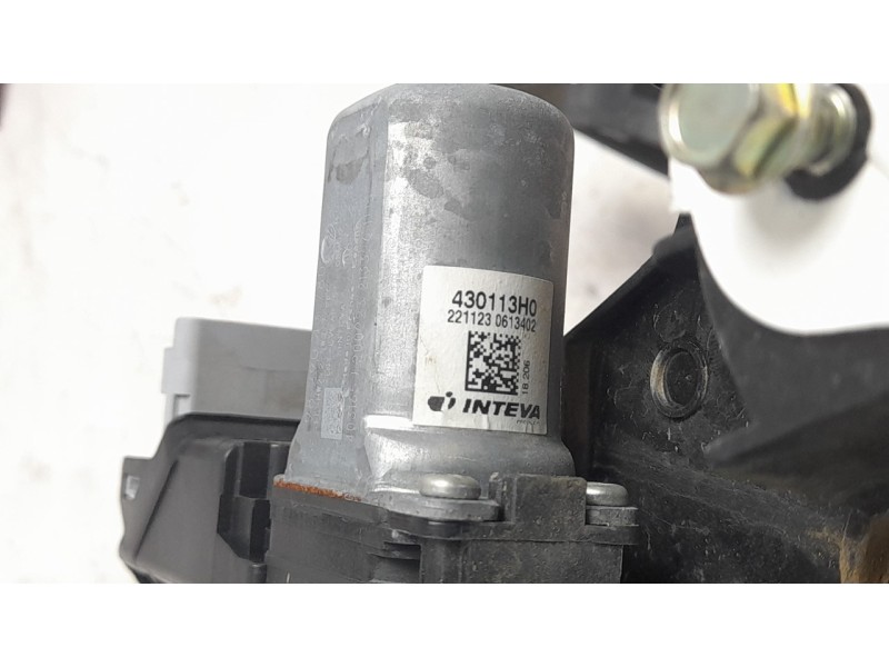 Recambio de elevalunas delantero izquierdo para opel corsa f (p2jo) 1.2 (68) referencia OEM IAM 9829043680  