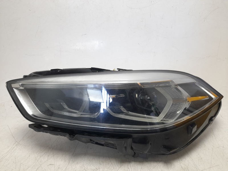 Recambio de faro izquierdo para bmw 1 (f40) 118 d referencia OEM IAM 63119482807  