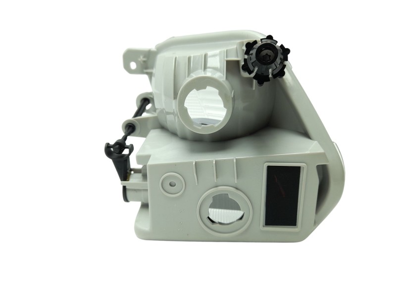 Recambio de faro antiniebla derecho para ford kuga ii (dm2) 2.0 tdci referencia OEM IAM 2069200 10110701005 10110701005/FD806441