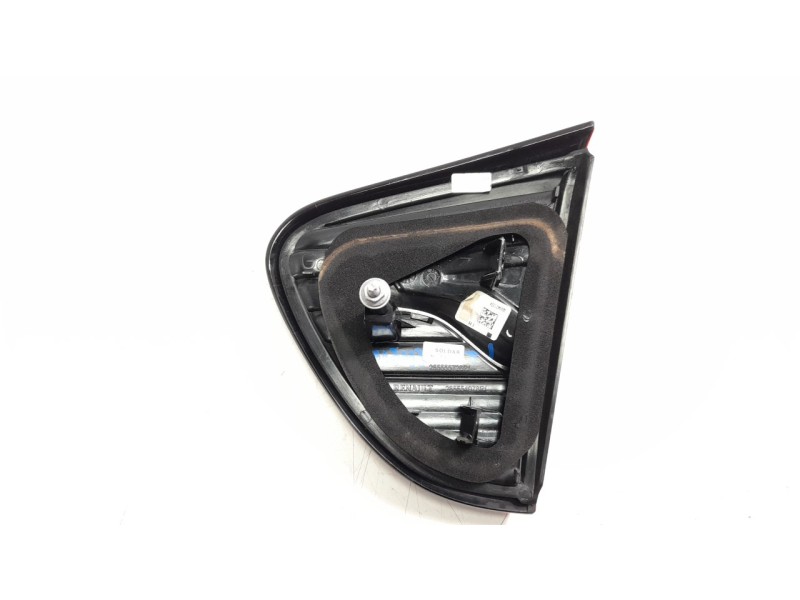 Recambio de piloto trasero izquierdo interior para renault captur limited referencia OEM IAM 265555726R 104LLM692 