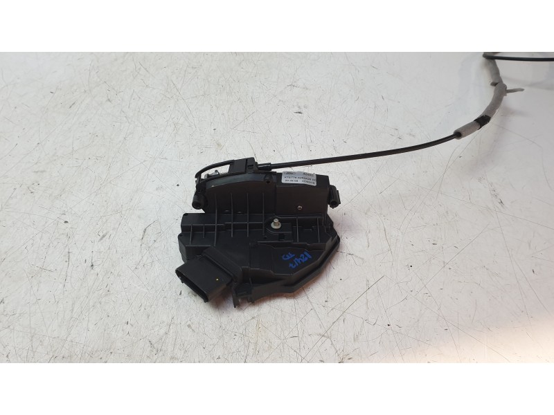 Recambio de cerradura puerta trasera derecha para ford transit courier b460 furgoneta/monovolumen 1.5 tdci referencia OEM IAM 92