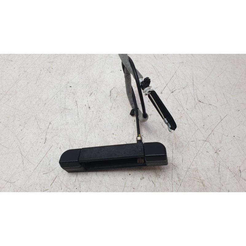 Recambio de maneta exterior porton para ford transit courier b460 furgoneta/monovolumen 1.5 tdci referencia OEM IAM ET76A43404AB