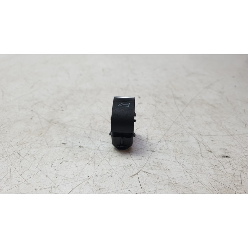 Recambio de mando elevalunas delantero derecho para ford transit courier b460 furgoneta/monovolumen 1.5 tdci referencia OEM IAM 