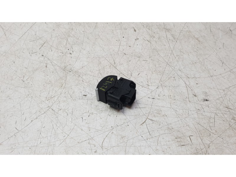 Recambio de mando elevalunas delantero derecho para ford transit courier b460 furgoneta/monovolumen 1.5 tdci referencia OEM IAM 